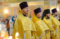 13-Епископ Амфилохий сослужил Главе Казахстанского Митрополичьего округа в главном храме страны