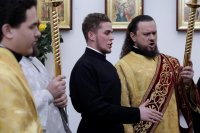 1-В канун праздника святого апостола Андрея Первозванного епископ Амфилохий совершил всенощное бдение в кафедральном соборе города Усть-Каменогорска
