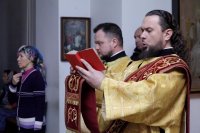 5-В канун праздника святого апостола Андрея Первозванного епископ Амфилохий совершил всенощное бдение в кафедральном соборе города Усть-Каменогорска