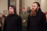 16-В канун праздника святого апостола Андрея Первозванного епископ Амфилохий совершил всенощное бдение в кафедральном соборе города Усть-Каменогорска