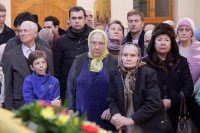 20-В канун праздника святого апостола Андрея Первозванного епископ Амфилохий совершил всенощное бдение в кафедральном соборе города Усть-Каменогорска