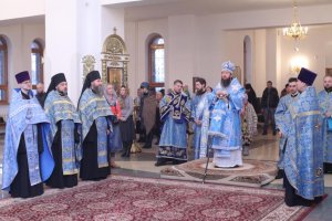 Всенощное бдение в канун праздника Сретения Господня