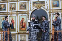 1-«Жизнь во гробе положился еси, Христе». Служение епископа Амфилохия в день Великой Пятницы