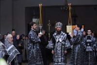 23-«Жизнь во гробе положился еси, Христе». Служение епископа Амфилохия в день Великой Пятницы