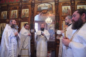 Служение епископа Амфилохия в Неделю пред Богоявлением
