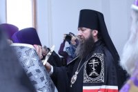 4-«Града Сионска взыскующе, под Твой покров, Дева Чистая, днесь притекаем». Соборное служение Литургии Преждеосвященных Даров в день празднования явления Державной иконы Пресвятой Богородицы