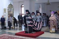 5-«Града Сионска взыскующе, под Твой покров, Дева Чистая, днесь притекаем». Соборное служение Литургии Преждеосвященных Даров в день празднования явления Державной иконы Пресвятой Богородицы