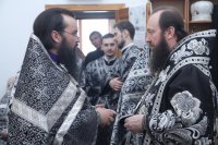 26-«Града Сионска взыскующе, под Твой покров, Дева Чистая, днесь притекаем». Соборное служение Литургии Преждеосвященных Даров в день празднования явления Державной иконы Пресвятой Богородицы