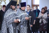 4-«Бездну заключивый мертв зрится, и смирною, и плащаницею обвився, во гробе полагается, яко смертный, Безсмертный». Великая и преблагословенная Суббота в Усть-Каменогорске