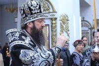 6-«Бездну заключивый мертв зрится, и смирною, и плащаницею обвився, во гробе полагается, яко смертный, Безсмертный». Великая и преблагословенная Суббота в Усть-Каменогорске