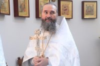 15-«Бездну заключивый мертв зрится, и смирною, и плащаницею обвився, во гробе полагается, яко смертный, Безсмертный». Великая и преблагословенная Суббота в Усть-Каменогорске