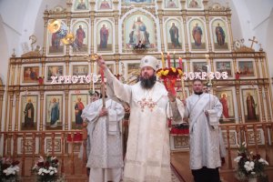 «Воскресение Христово видевше, поклонимся Святому Господу Иисусу». Светлое Христово Воскресение в Усть-Каменогорске