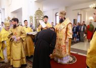 13-Служение епископа Амфилохия в Неделю 6-ю по Пятидесятнице в Андреевском кафедральном Соборе