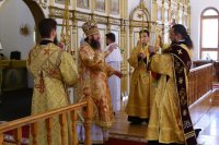 31-Служение епископа Амфилохия в Неделю 6-ю по Пятидесятнице в Андреевском кафедральном Соборе