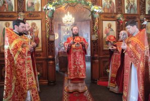 В Светлый Понедельник епископ Амфилохий совершил Божественную Литургию в Покровском храме города Усть-Каменогорска
