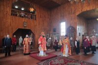 7-В Светлый Понедельник епископ Амфилохий совершил Божественную Литургию в Покровском храме города Усть-Каменогорска