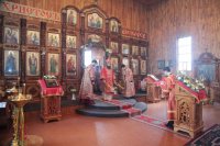 17-В Светлый Понедельник епископ Амфилохий совершил Божественную Литургию в Покровском храме города Усть-Каменогорска