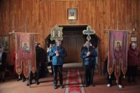 22-В Светлый Понедельник епископ Амфилохий совершил Божественную Литургию в Покровском храме города Усть-Каменогорска