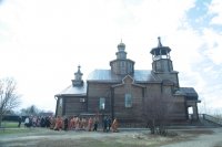 30-В Светлый Понедельник епископ Амфилохий совершил Божественную Литургию в Покровском храме города Усть-Каменогорска
