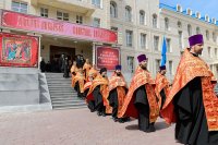 2-Епископ Усть-Каменогорский и Семипалатинский Амфилохий принял участие в торжествах, начавшихся в Астане по случаю 145-летия основания Туркестанской епархии и принесения в главный храм страны мироточивой иконы Божией Матери "Умягчение злых сердец"