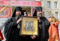 3-Епископ Усть-Каменогорский и Семипалатинский Амфилохий принял участие в торжествах, начавшихся в Астане по случаю 145-летия основания Туркестанской епархии и принесения в главный храм страны мироточивой иконы Божией Матери "Умягчение злых сердец"