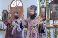 2-Служение епископа Амфилохия в канун Крестопоклонной Недели Великого поста
