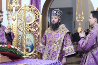 8-Служение епископа Амфилохия в канун Крестопоклонной Недели Великого поста