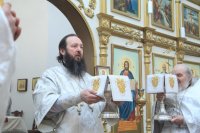 10-Служение епископа Амфилохия поминальную субботу Великого поста