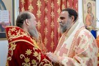 35-В Успенском соборе Казахстанской столицы епископ Амфилохий сослужил Главе Митрополичьего округа за Божественной Литургией в память 145-летия учреждения Туркестанской епархии