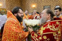 42-В Успенском соборе Казахстанской столицы епископ Амфилохий сослужил Главе Митрополичьего округа за Божественной Литургией в память 145-летия учреждения Туркестанской епархии