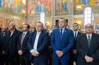 48-В Успенском соборе Казахстанской столицы епископ Амфилохий сослужил Главе Митрополичьего округа за Божественной Литургией в память 145-летия учреждения Туркестанской епархии