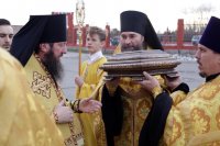 7-В канун 24-ой Недели по Пятидесятнице епископ Амфилохий возглавил служение всенощного бдения в Андреевском кафедральном соборе
