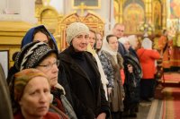 2-В неделю о Страшном Суде епископ Амфилохий сослужил митрополиту Астанайскому и Казахстанскому Александру в Вознесенском соборе Алма-Аты