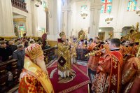 17-В неделю о Страшном Суде епископ Амфилохий сослужил митрополиту Астанайскому и Казахстанскому Александру в Вознесенском соборе Алма-Аты