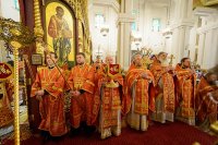 22-В неделю о Страшном Суде епископ Амфилохий сослужил митрополиту Астанайскому и Казахстанскому Александру в Вознесенском соборе Алма-Аты