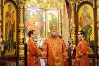 29-В неделю о Страшном Суде епископ Амфилохий сослужил митрополиту Астанайскому и Казахстанскому Александру в Вознесенском соборе Алма-Аты