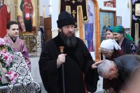 37-В Неделю Крестопоклонную Великого поста епископ Амфилохий совершил Божественную Литургию в Свято-Зиновьевском храме города Усть-Каменогорска
