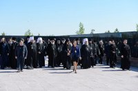 17-Участники торжеств, посвященных 145-летию создания Туркестанской епархии, посетили мемориальный комплекс «АЛЖИР» и храм в честь Акмолинских новомучениц 