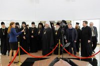 21-Участники торжеств, посвященных 145-летию создания Туркестанской епархии, посетили мемориальный комплекс «АЛЖИР» и храм в честь Акмолинских новомучениц 