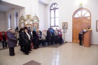 21-В Усть-Каменогорске молитвенно почтили память святителя Николая Чудотворца, архиепископа Мир Ликийских