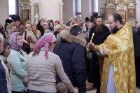 34-В Усть-Каменогорске молитвенно почтили память святителя Николая Чудотворца, архиепископа Мир Ликийских