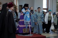 8-Служение епископа Амфилохия в канун Рождества Божией Матери