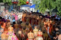 14-Епископ Амфилохий сослужил Главе Казахстанского Митрополичьего округа за Божественной Литургией  в Никольском соборе Алма-Аты, отмечающем престольный праздник