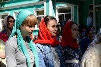 44-Епископ Амфилохий сослужил Главе Казахстанского Митрополичьего округа за Божественной Литургией  в Никольском соборе Алма-Аты, отмечающем престольный праздник