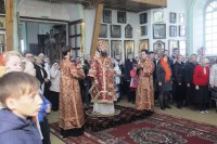 6-«Любопытною десницею жизноподательная Твоя ребра Фома испыта, Христе Боже». Престольное торжество Спасо-Воскресенского кафедрального собора.