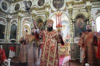 9-«Любопытною десницею жизноподательная Твоя ребра Фома испыта, Христе Боже». Престольное торжество Спасо-Воскресенского кафедрального собора.
