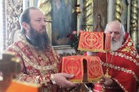 19-«Любопытною десницею жизноподательная Твоя ребра Фома испыта, Христе Боже». Престольное торжество Спасо-Воскресенского кафедрального собора.