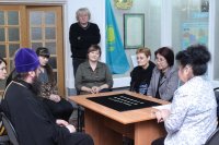 1-Епископ Амфилохий посетил Восточно-Казахстанский областной историко-краеведческий музей