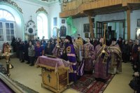 3-Архипастырский визит в Семипалатинск. Литургия Преждеосвященных Даров в Спасо-Воскресенском кафедральном соборе