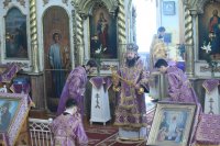 22-Архипастырский визит в Семипалатинск. Литургия Преждеосвященных Даров в Спасо-Воскресенском кафедральном соборе